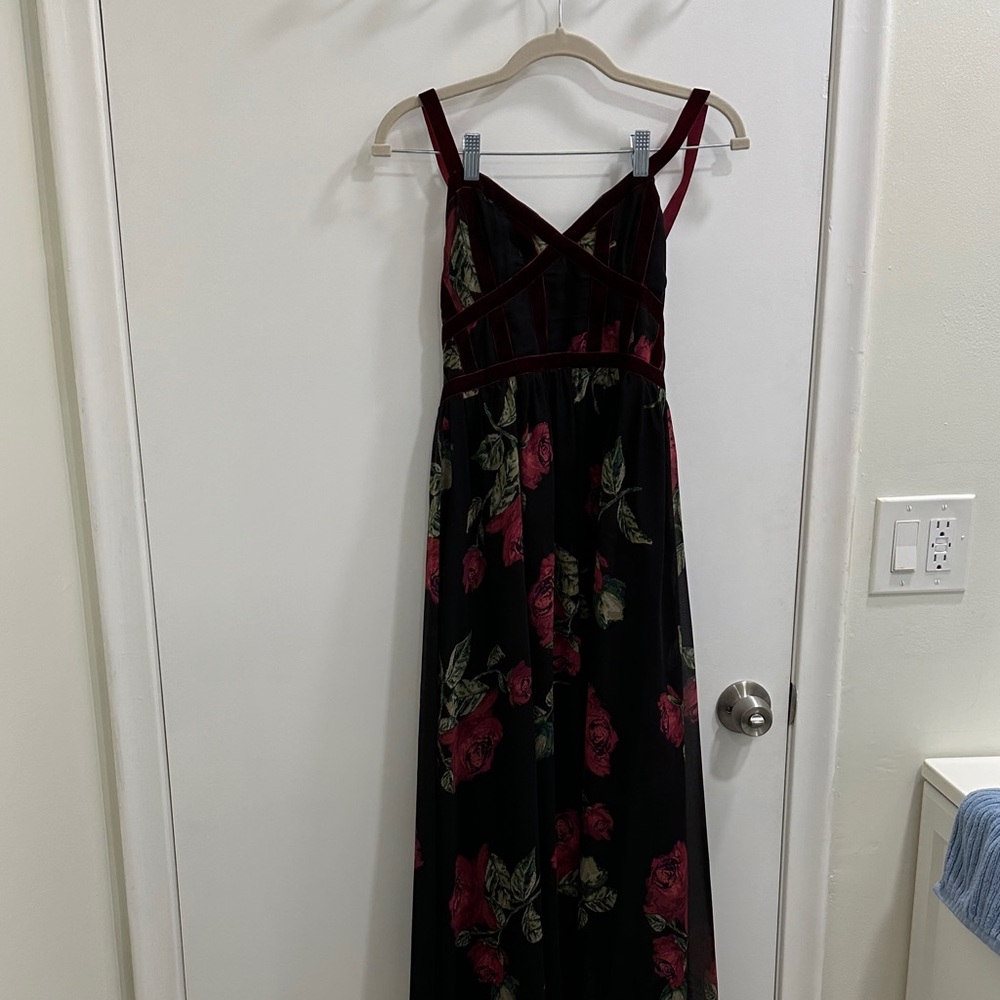 Elegant Floral Maxi Dress